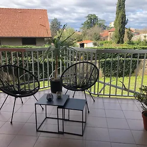 Apartment Moderne, Terrasse Et Parking, Romans-sur-Isere